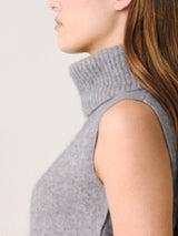 Luna | Sleeveless Turtleneck Knit
