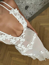 Aylee | Sleeveless Waisted Lace Dress