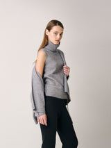 Luna | Sleeveless Turtleneck Knit